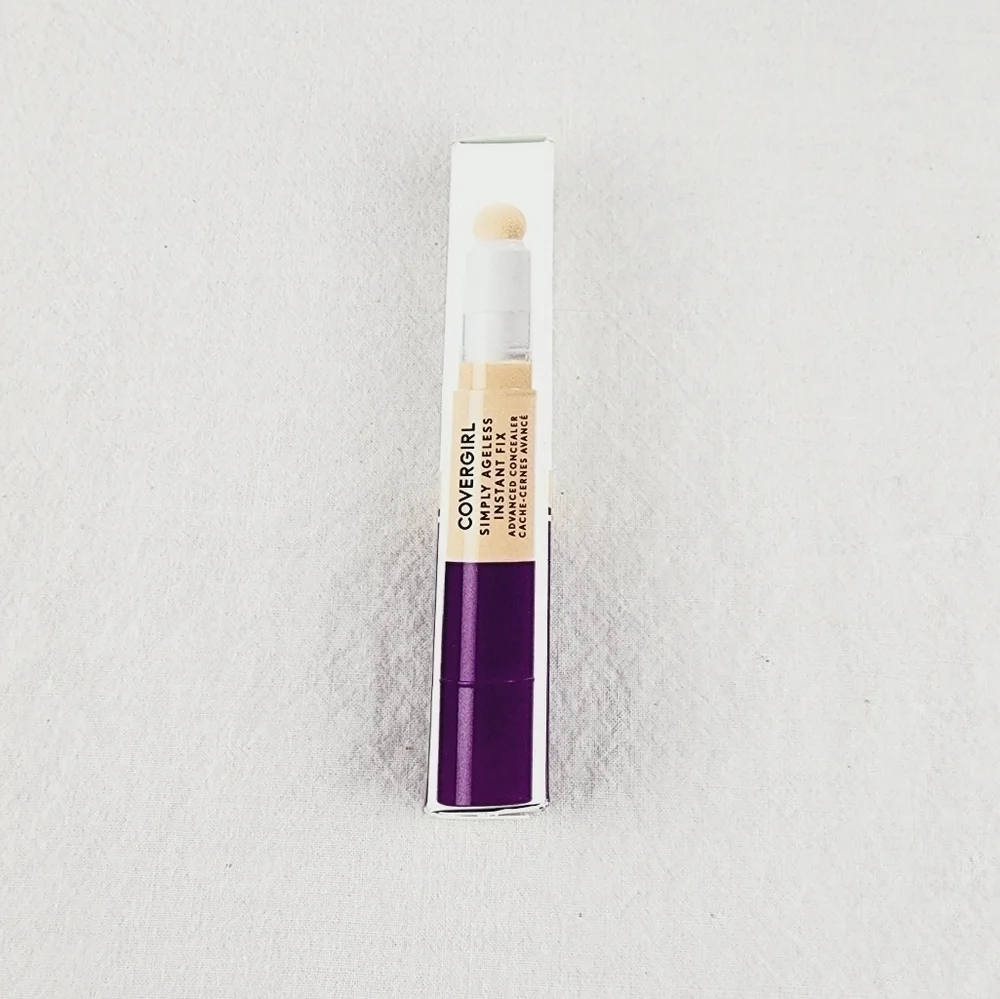 LAST ONE 🔥 Covergirl Simply ageless instant fix advanced concealer
